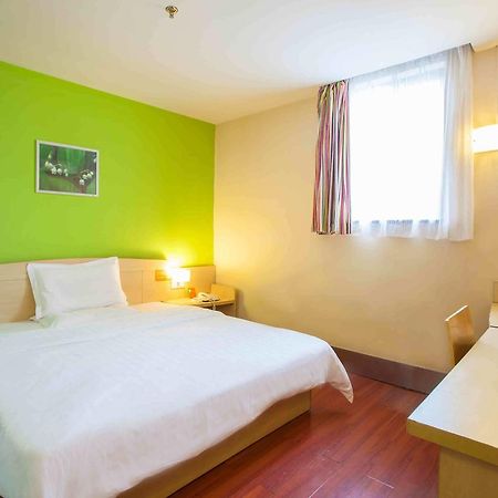 7Days Inn Wuhan Airport Panlong City מראה חיצוני תמונה
