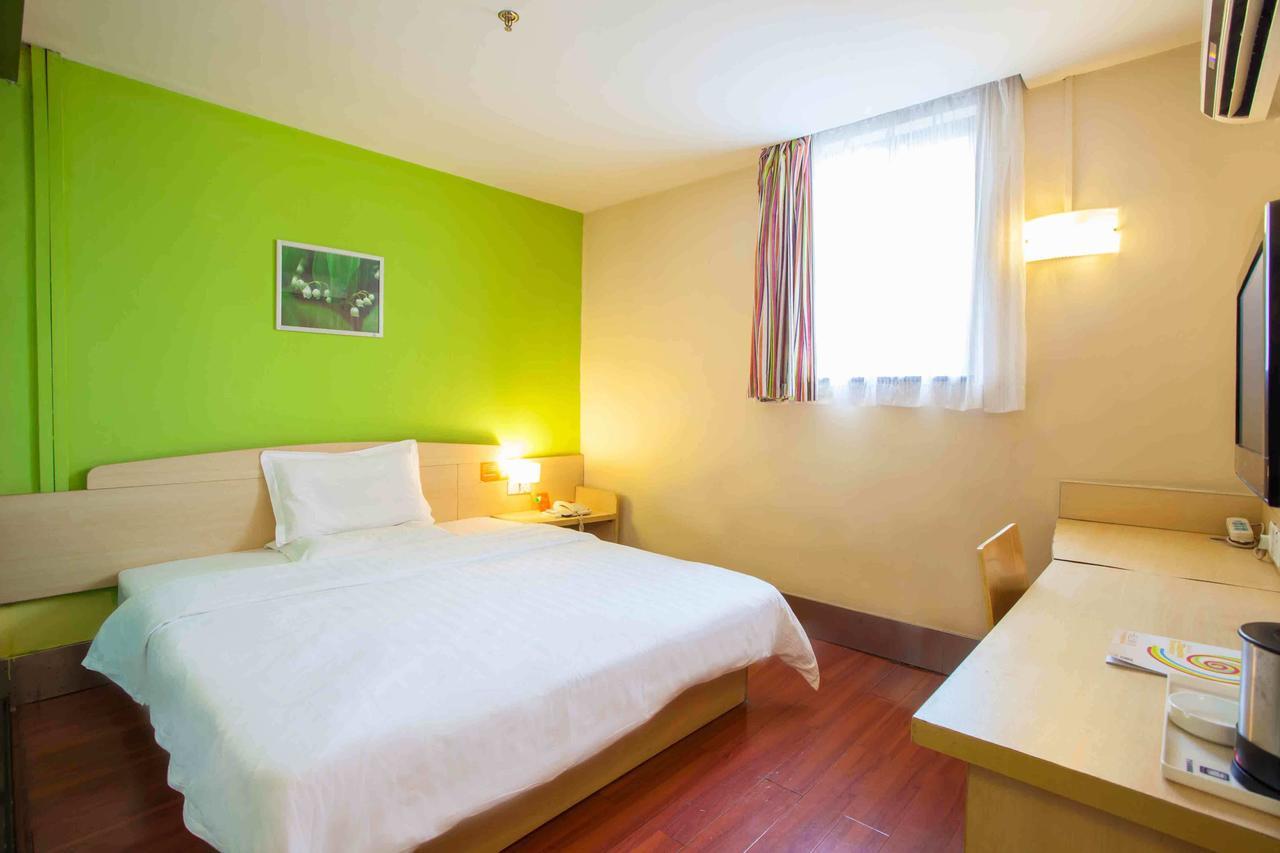 7Days Inn Wuhan Airport Panlong City מראה חיצוני תמונה