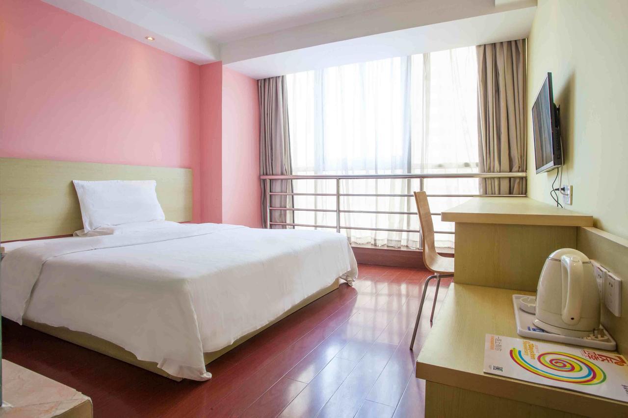 7Days Inn Wuhan Airport Panlong City מראה חיצוני תמונה