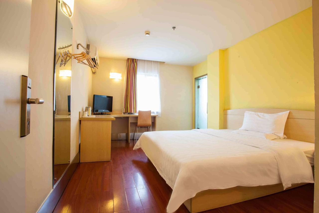 7Days Inn Wuhan Airport Panlong City מראה חיצוני תמונה