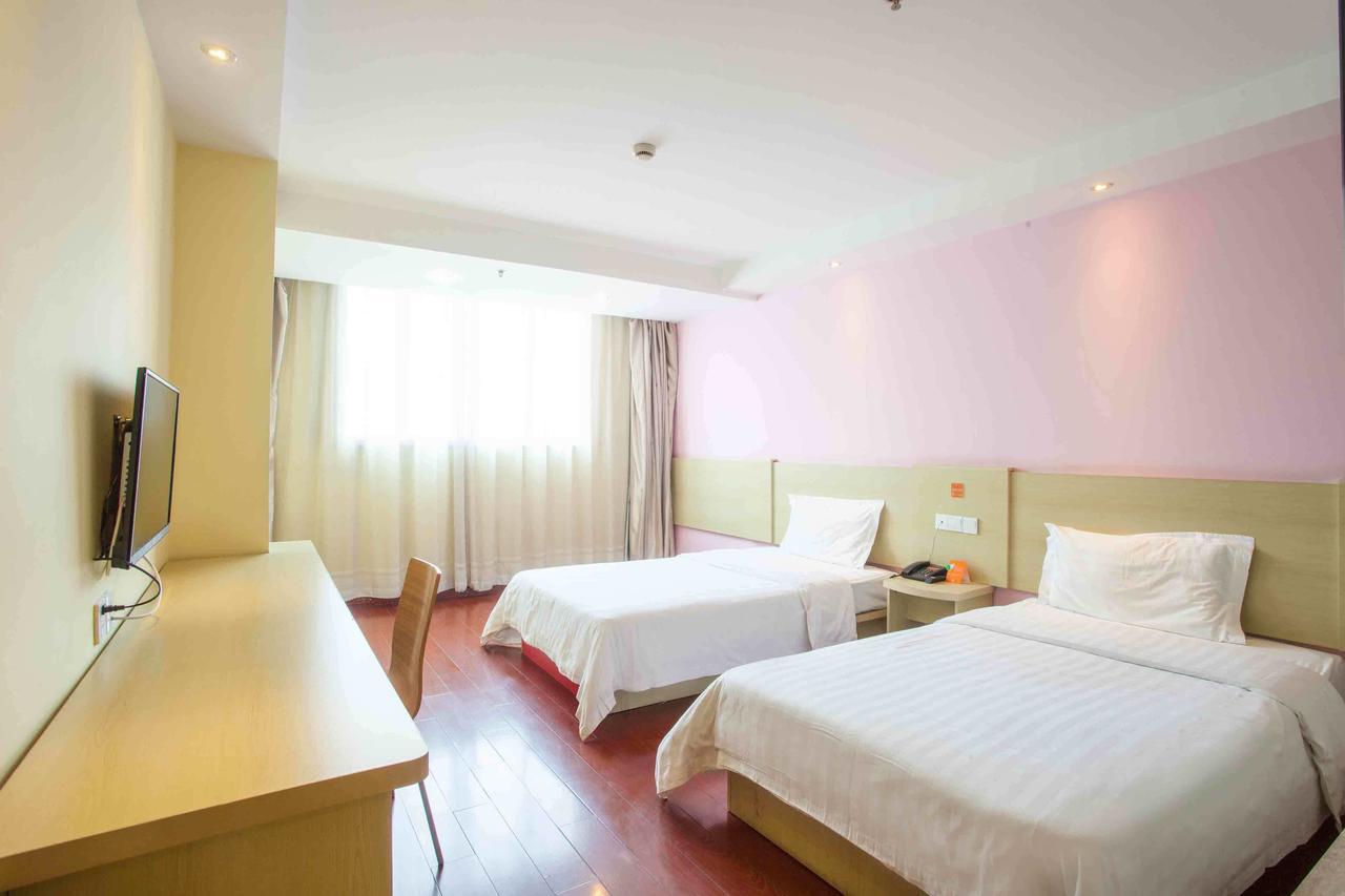 7Days Inn Wuhan Airport Panlong City מראה חיצוני תמונה