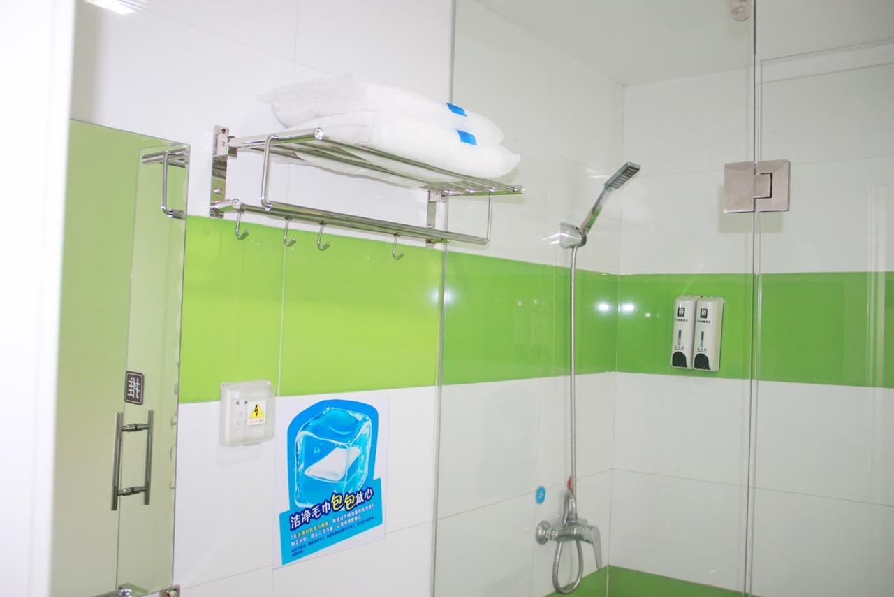 7Days Inn Wuhan Airport Panlong City מראה חיצוני תמונה